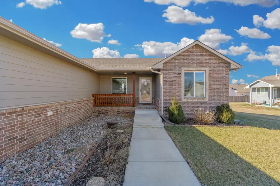 3425 N Laughlin St, Derby, KS 67037 - Image #2
