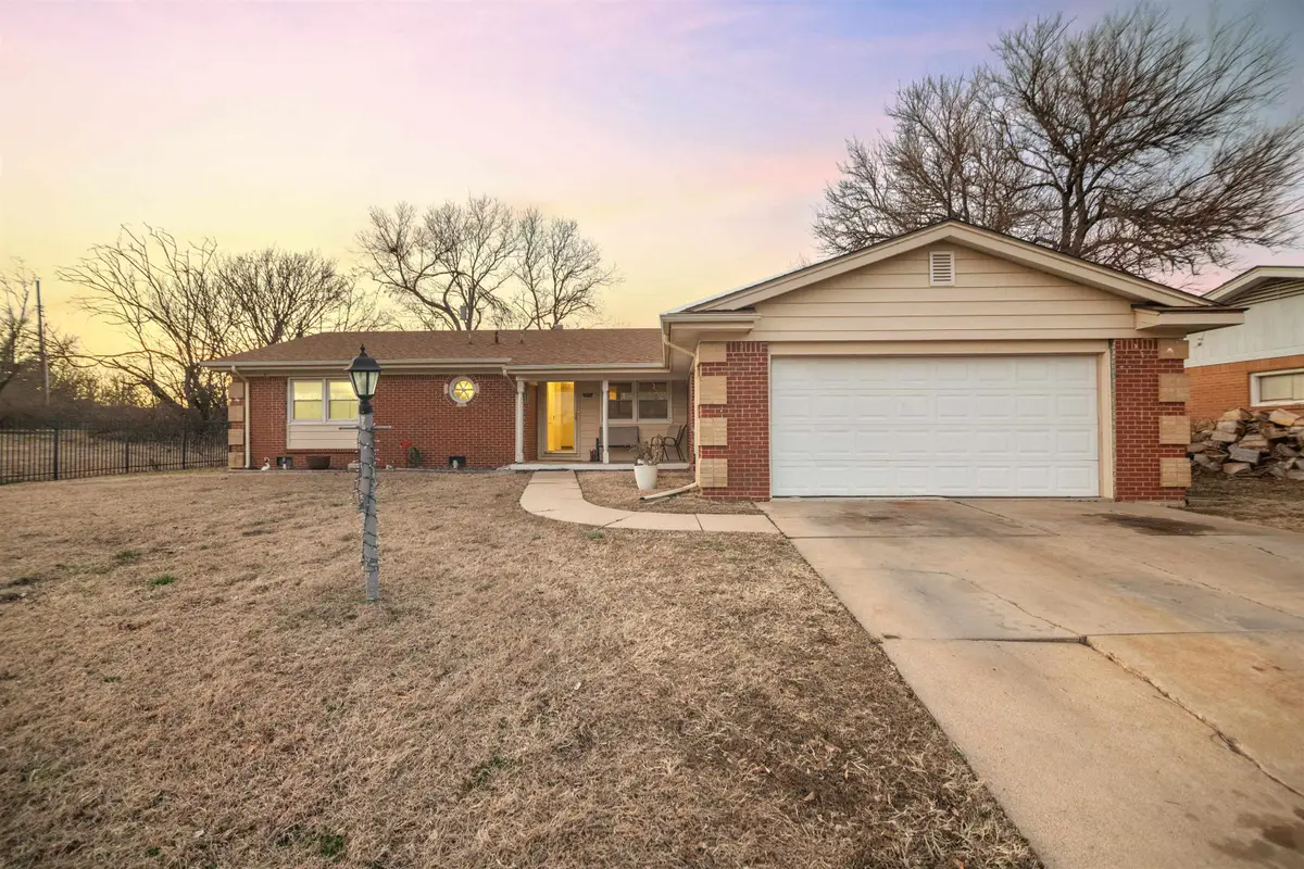 4229 Charron Ln, Wichita, KS 67220 - Image #1