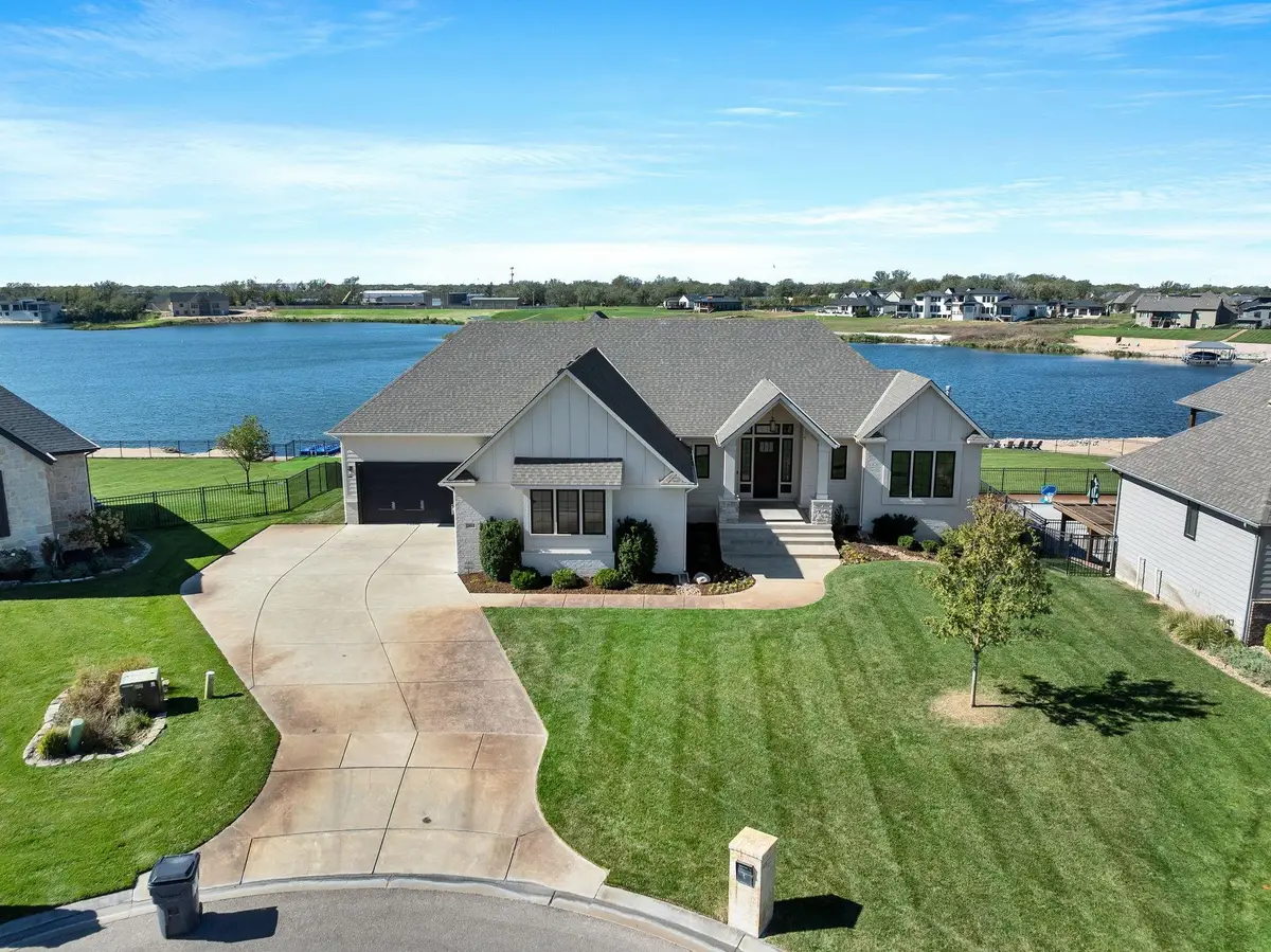 2415 N Paradise Cir, Wichita, KS 67205 - Image #1