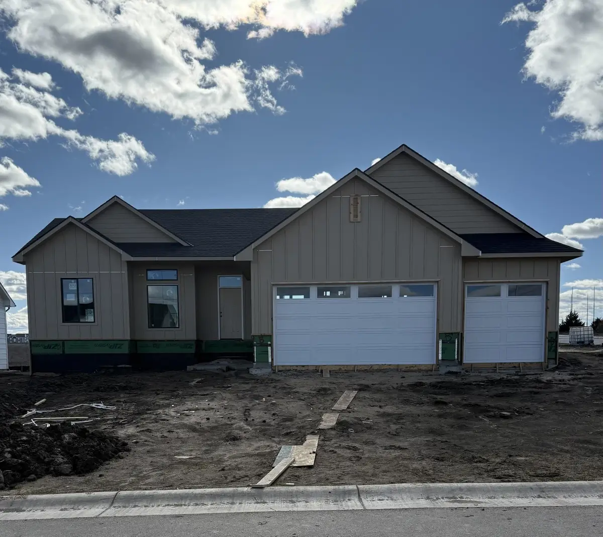 3212 N Bedford Ct, Wichita, KS 67226 - Image #1