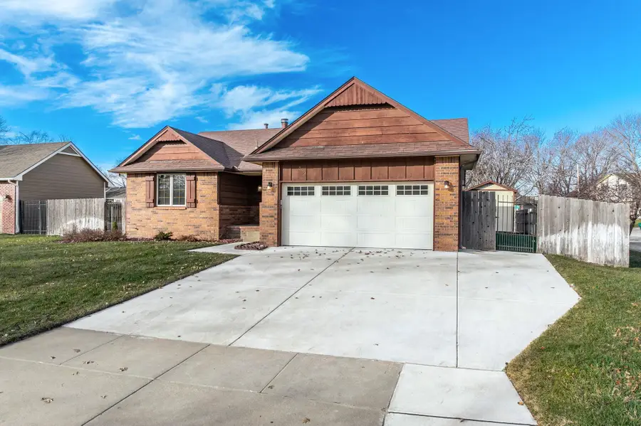 559 N Mark Allen, Wichita, KS 67212 - Image #3