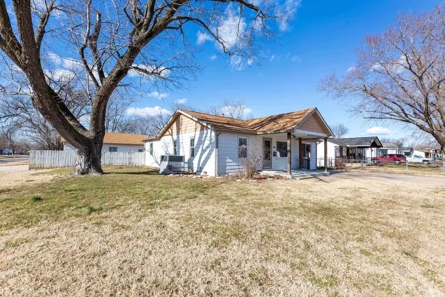4621 S Oak Ave, Wichita, KS 67217 - Image #2