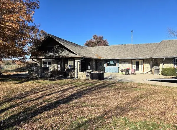 27427 NE Neosho, Garnett, KS 66032