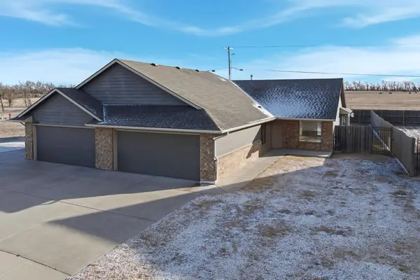 2426 E Quivira Ct, Kechi, KS 67067