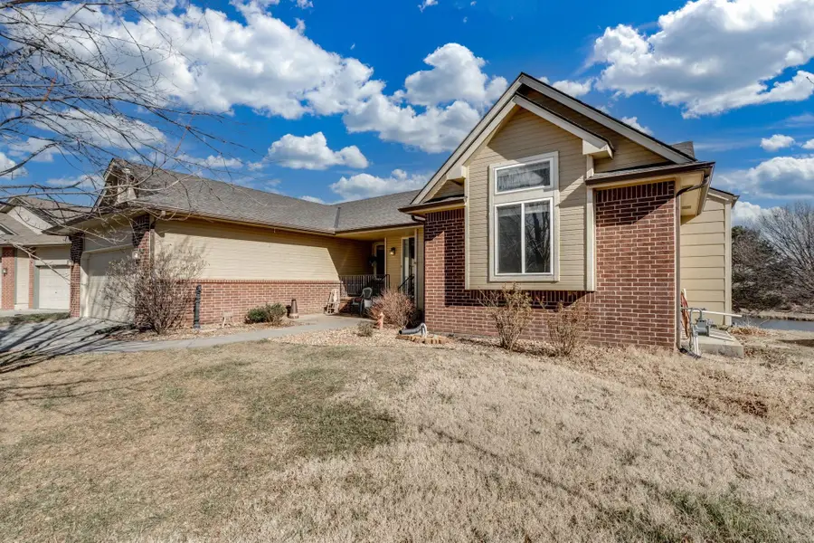 2434 N Regency Lakes St, Wichita, KS 67226 - Image #3