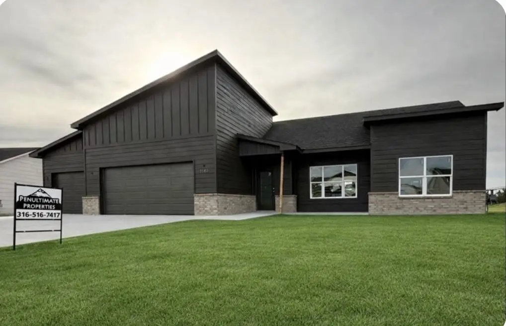 1149 Trek Cir, Goddard, KS 67052 - Image #1