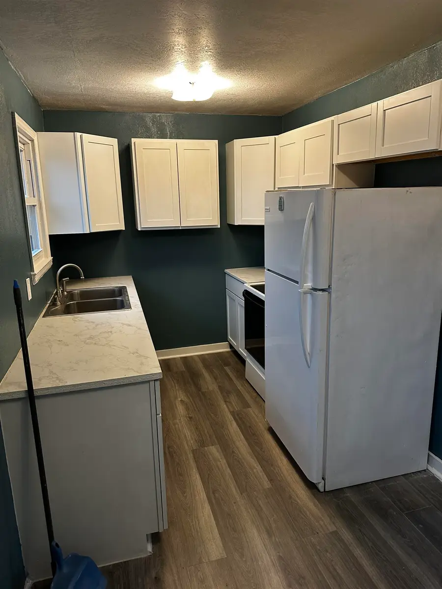2334 S Greenwood St, Wichita, KS 67211 - #2