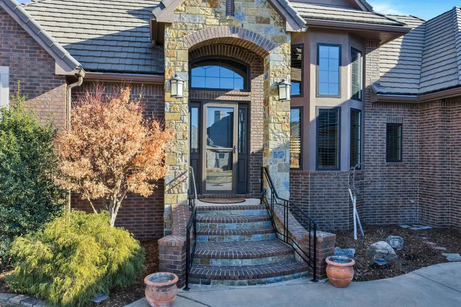 10635 E Glengate Cir, Wichita, KS 67206 - Image #3