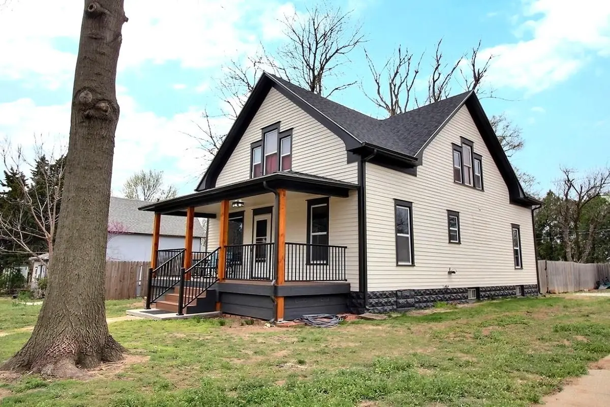 635 Cedar St, Kingman, KS 67068 - Image #1