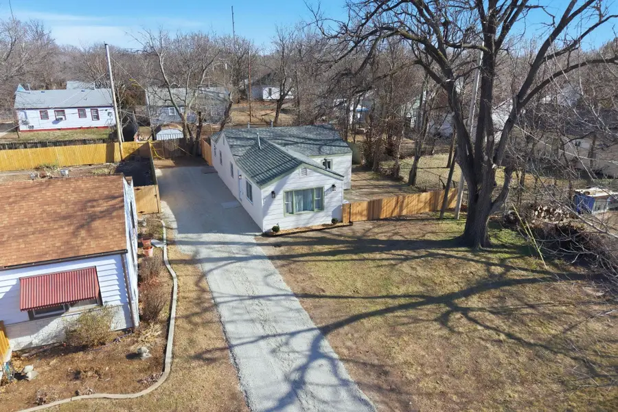 1614 N New York Ave, Wichita, KS 67214 - Image #2