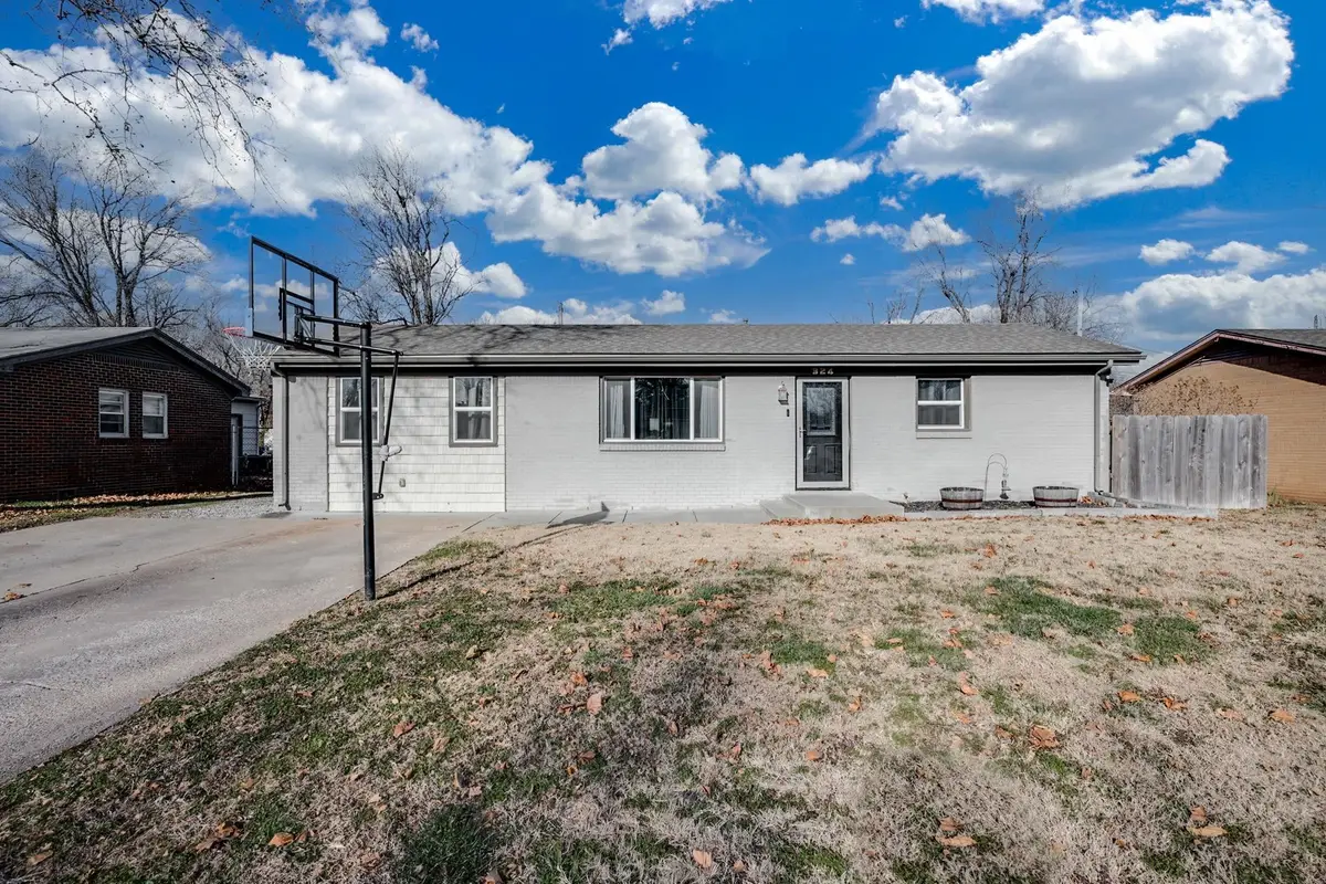 324 W 4th St, Haysville, KS 67060 - Image #1
