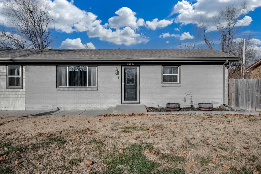 324 W 4th St, Haysville, KS 67060 - Image #2