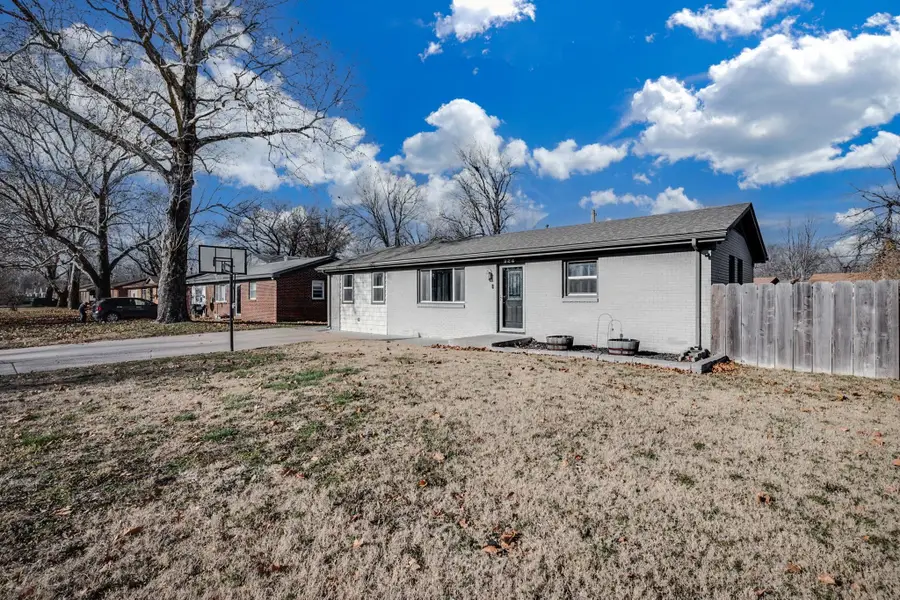 324 W 4th St, Haysville, KS 67060 - Image #3