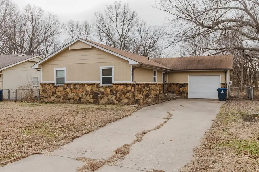 601 W 12th Ave, El Dorado, KS 67042 - Image #2