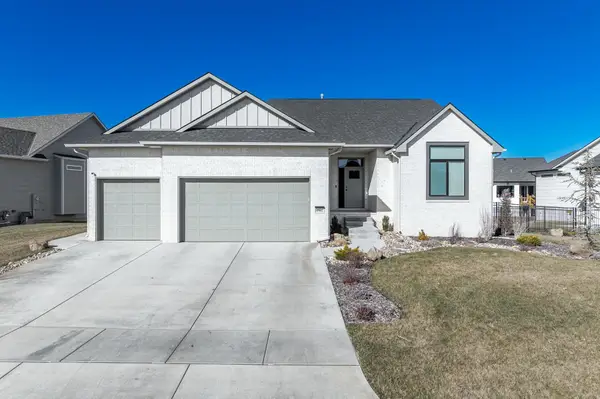 4961 N Emerald, Maize, KS 67101