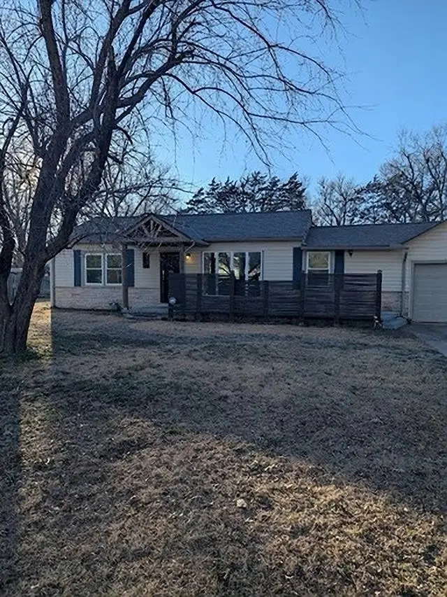 213 Van Arsdale Ave, Haysville, KS 67060 - Image #1