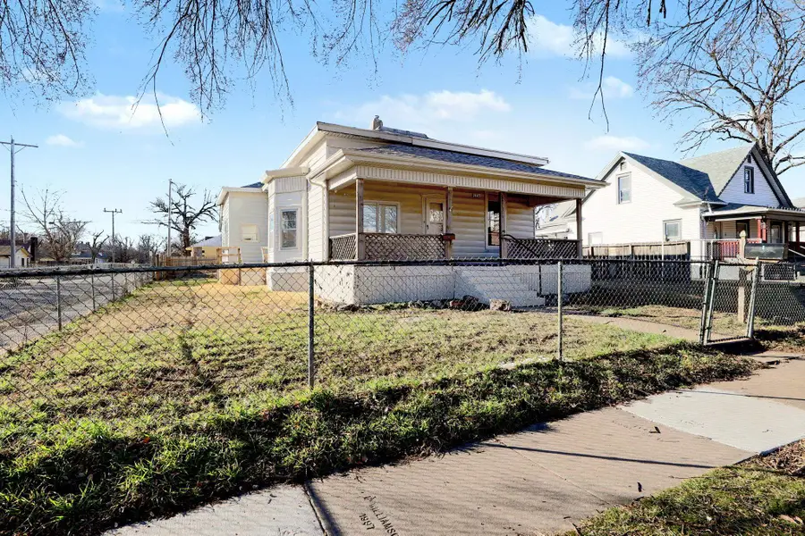 1445 S Market St, Wichita, KS 67211 - Image #2
