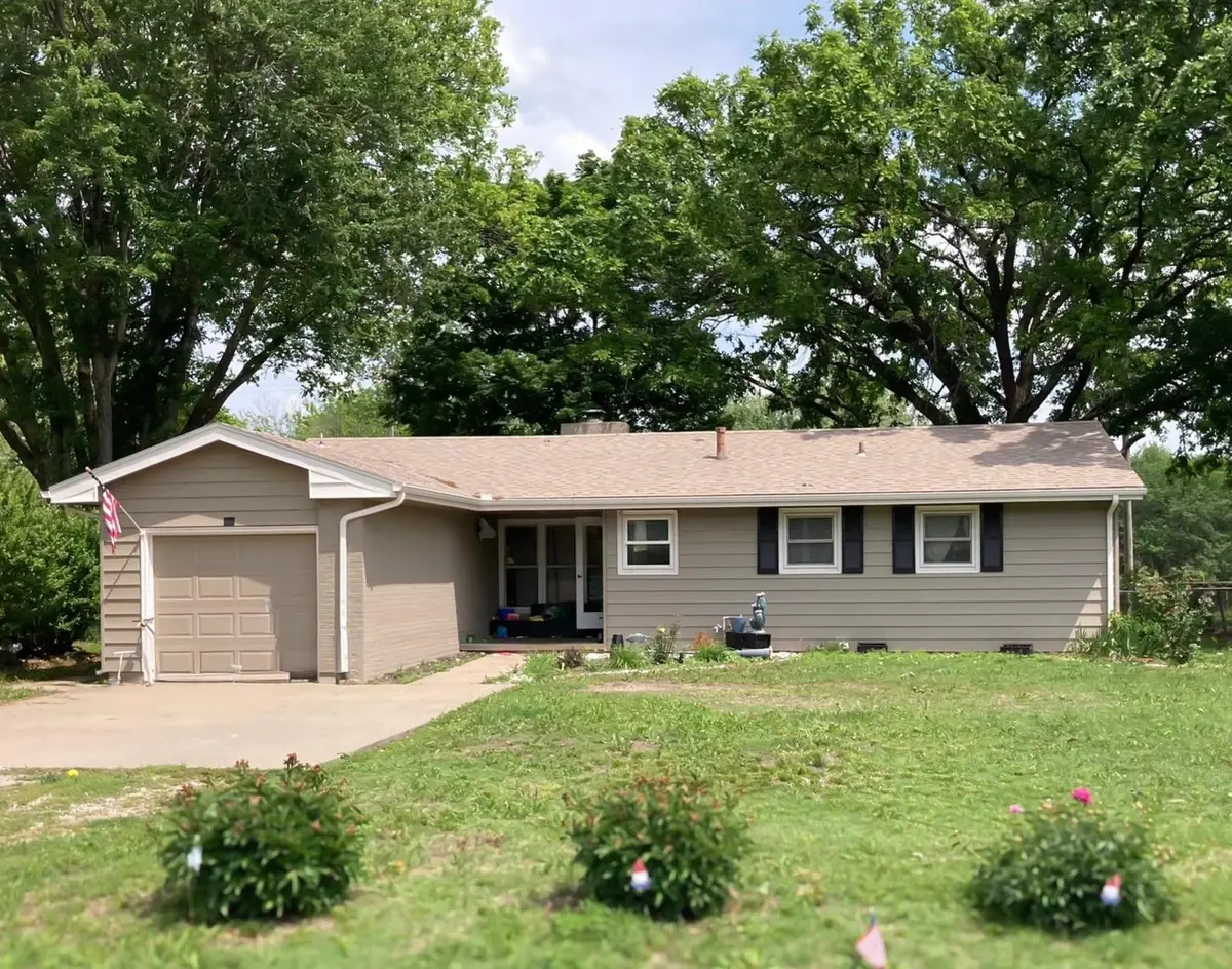 804 S Main St, Leon, KS 67074 - Image #1