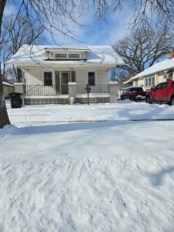 229 Des Moines Ave, Salina, KS 67401