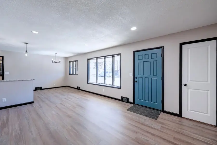 1719 Maris St, Winfield, KS 67156 - Image #2