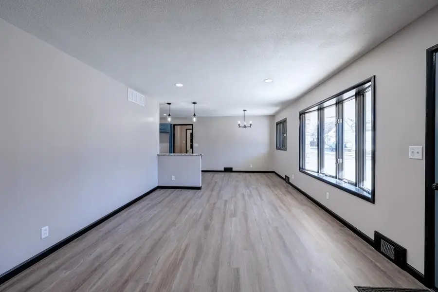 1719 Maris St, Winfield, KS 67156 - Image #3