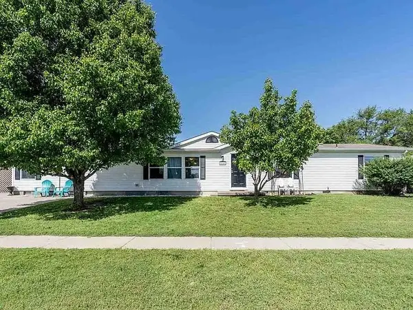5509 S Charles St, Wichita, KS 67217-5068