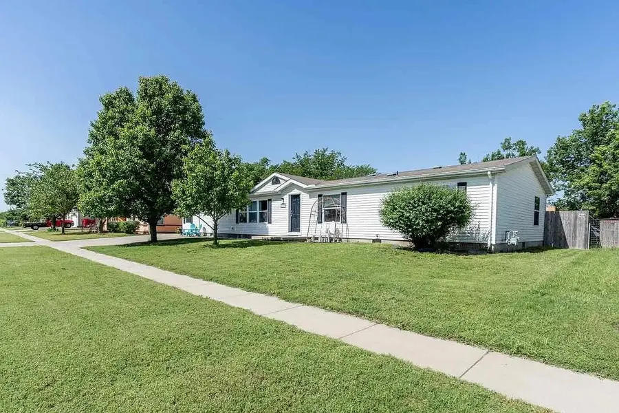 5509 S Charles St, Wichita, KS 67217-5068 - Image #2