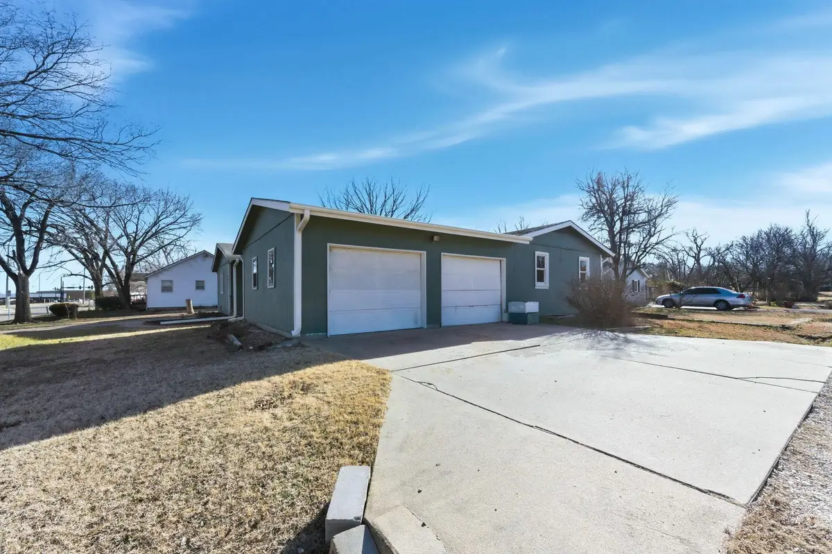 219 W Allison St, Andover, KS 67002 - Image #1