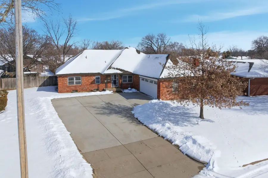 2232 W Westport St, Wichita, KS 67203 - Image #2