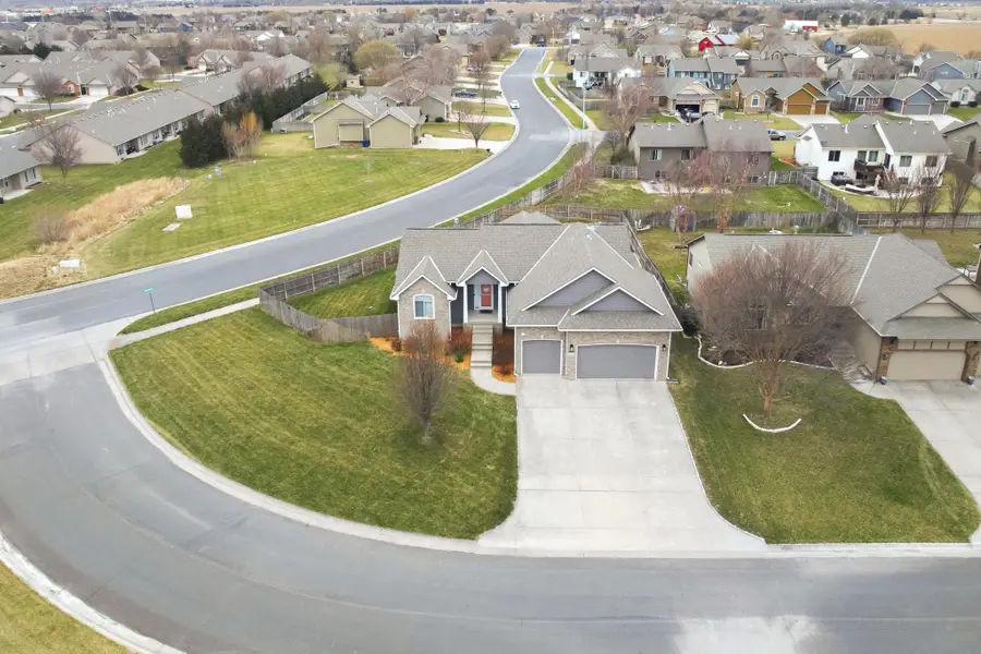 10909 W Hampton Lakes St, Maize, KS 67101 - Image #2