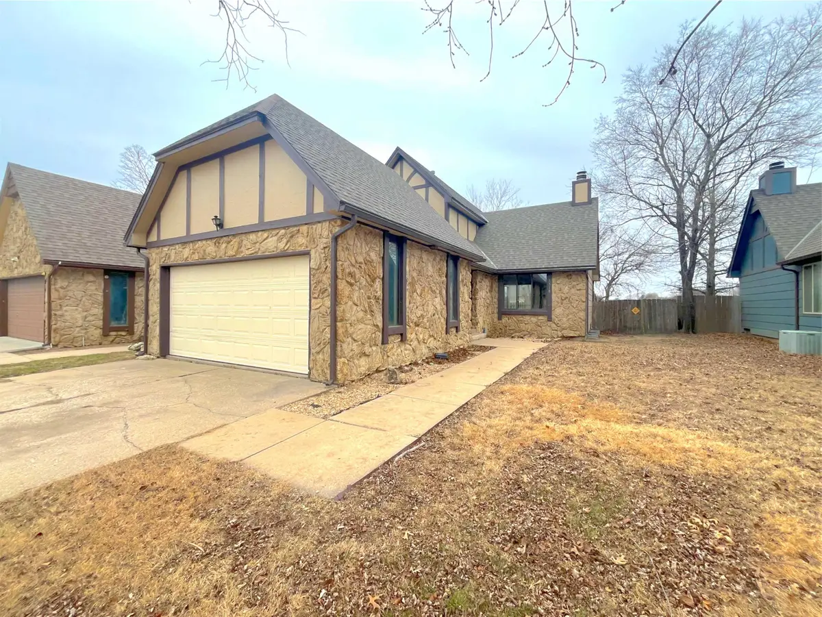 1518 S Todd Pl, Wichita, KS 67207 - Image #1