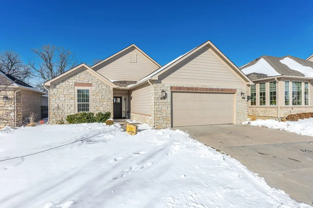 4883 N Prestwick Ave, Bel Aire, KS 67226-7633 - Image #1