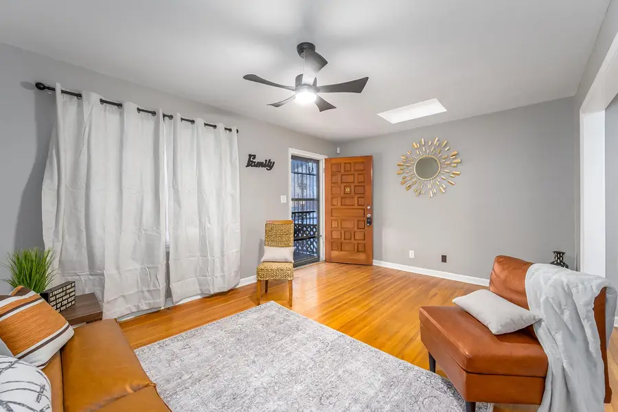 2327 S Greenwood St, Wichita, KS 67211-5235 - Image #3