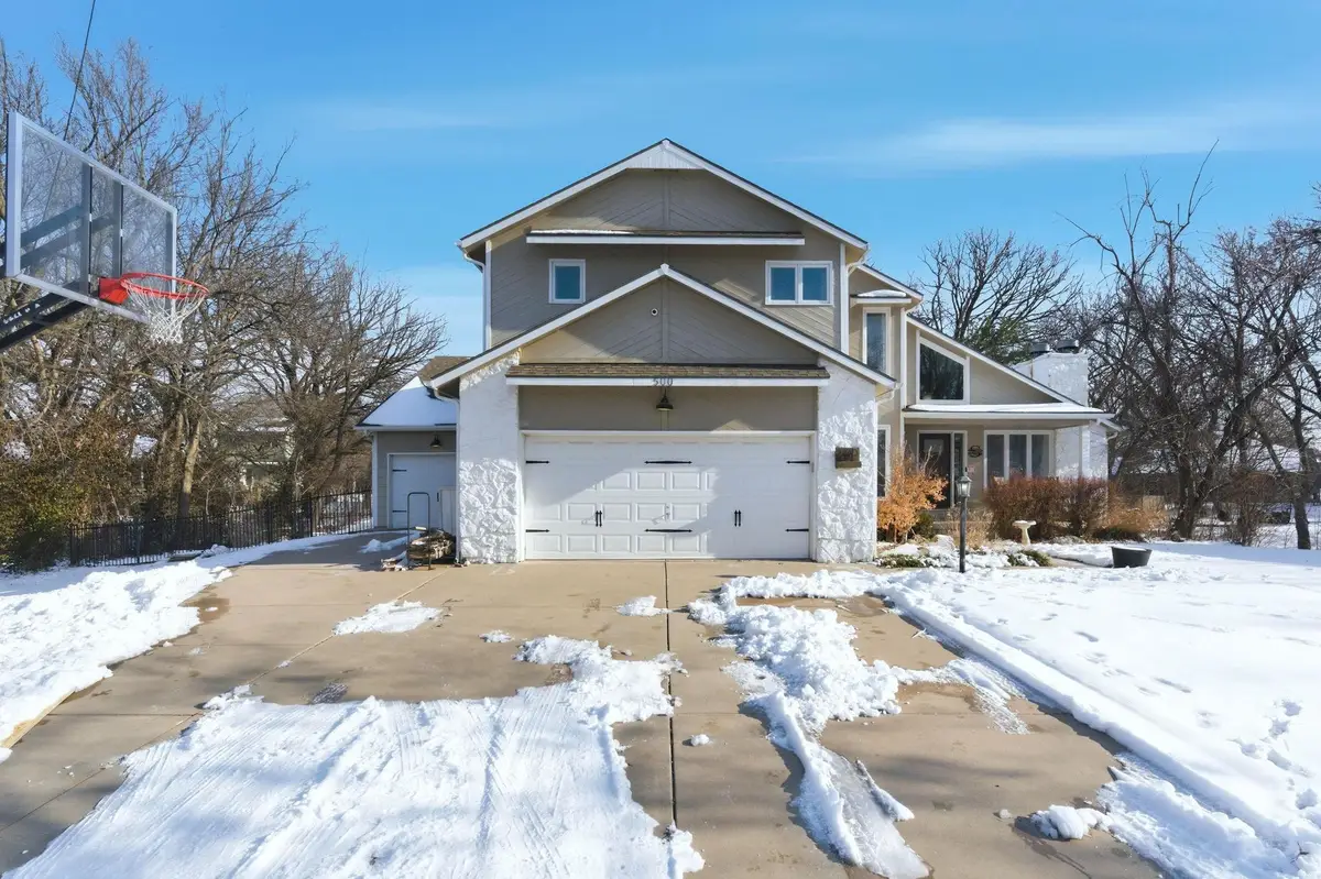 500 S Sharon Ct, Derby, KS 67037 - #1