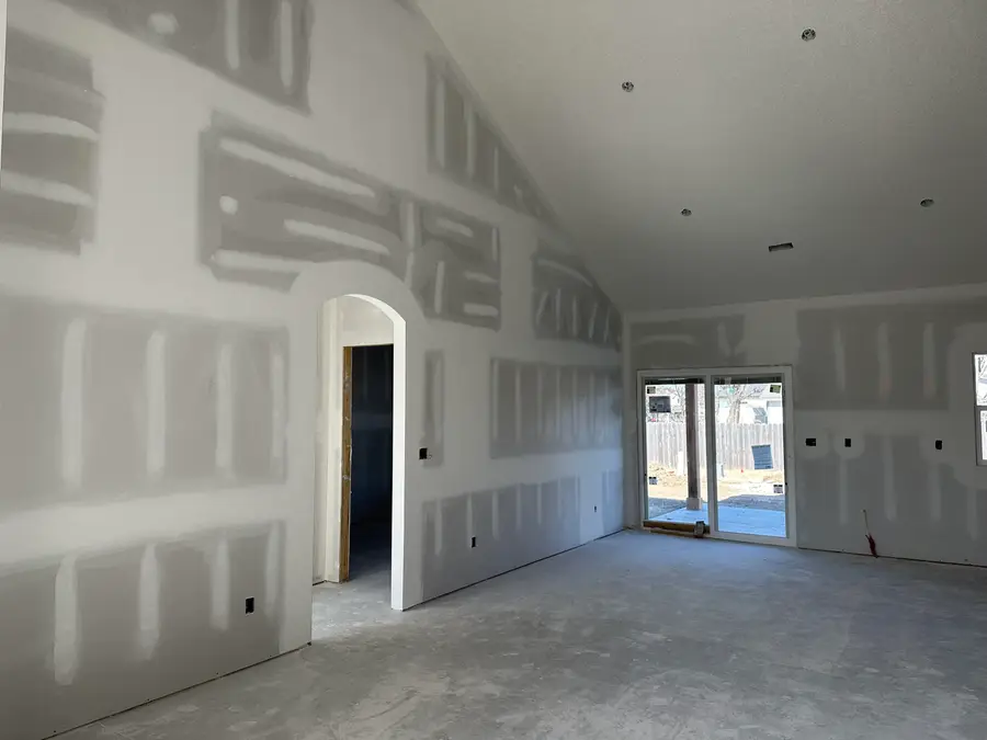 4328 N Sunny Ct, Wichita, KS 67205 - Image #3