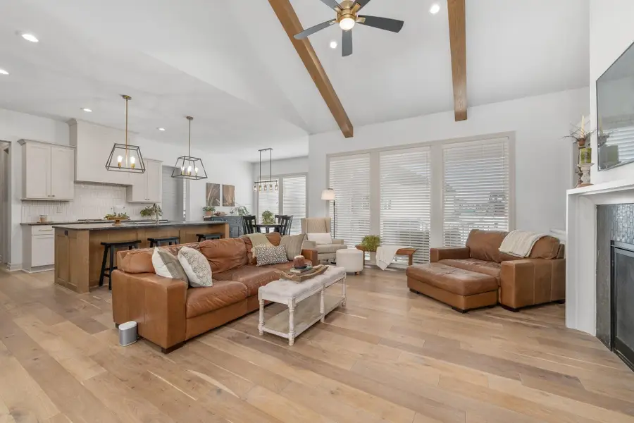 3706 N Crest Cir, Wichita, KS 67226 - Image #3