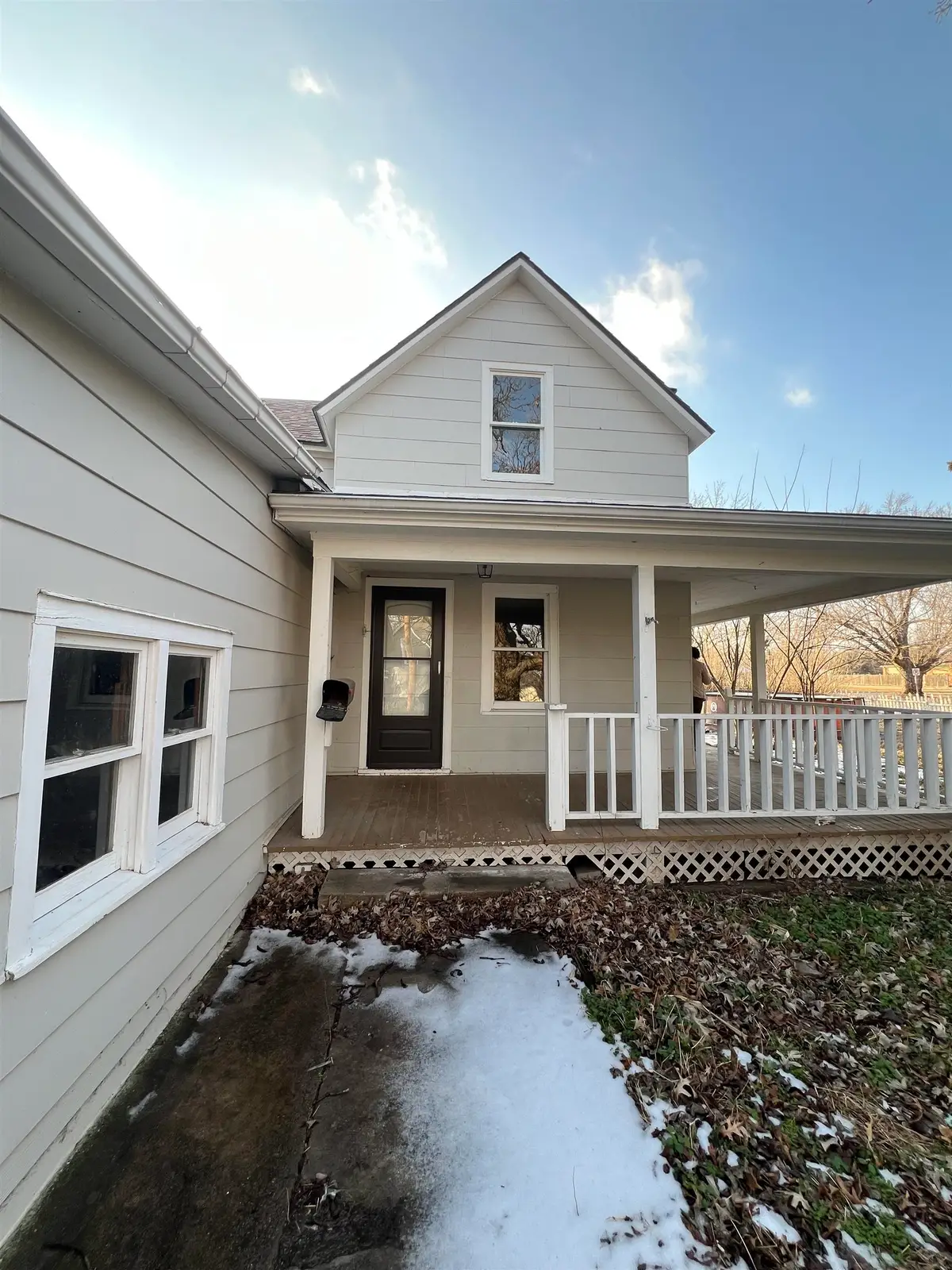 617 W Towanda Ave, El Dorado, KS 67042-2764 - #1