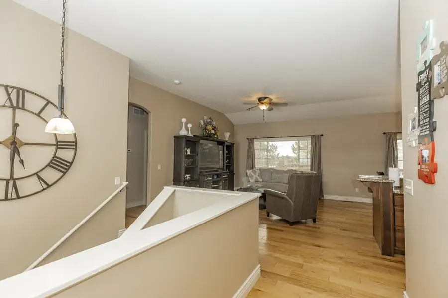 2212 Brookefield Dr, Salina, KS 67401 - #3