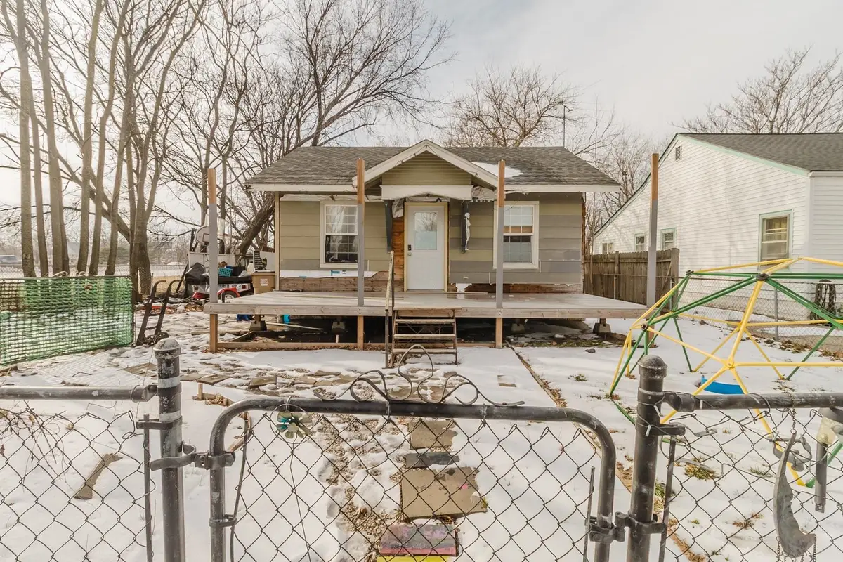 637 S Millwood, Wichita, KS 67213 - #1