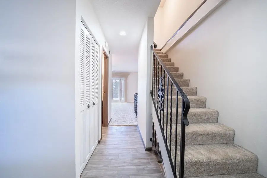 111 S Summit St, El Dorado, KS 67042 - #2