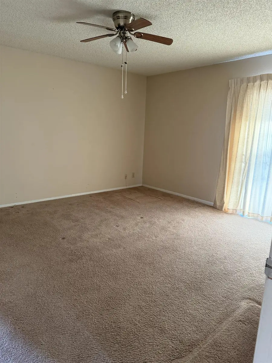 1500 E 10th Ave, Winfield, KS 67156 - #3