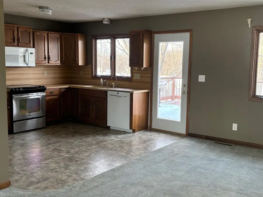 603 Chestnut St, Peabody, KS 66866 - #3