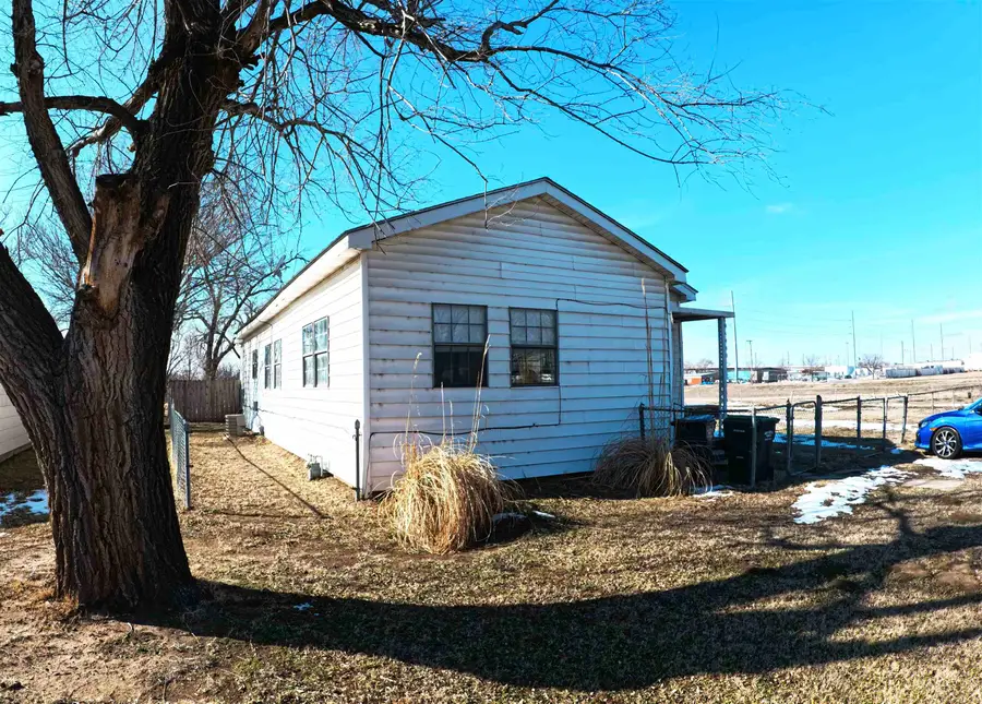 1435 S Sabin St, Wichita, KS 67209 - #3