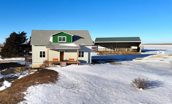 1675 O Rd, Glen Elder, KS 67446