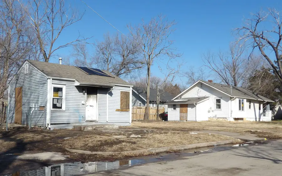 1747 S Santa Fe Ave, Wichita, KS 67211 - #2