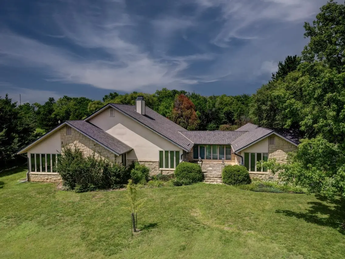 1725 Wynd, Winfield, KS 67156 - #1