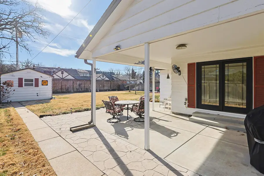 6415 E Rockwood Dr, Wichita, KS 67206 - #2