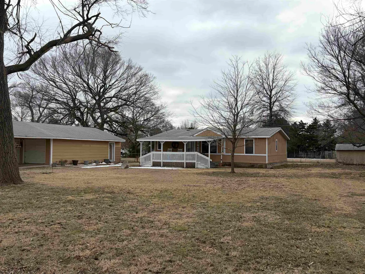 2685 SE 13th Ter, El Dorado, KS 67042 - #1