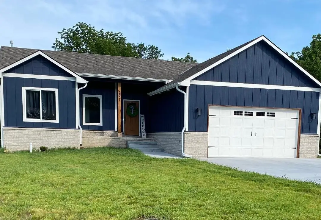 2821 E Mantane Ct, Wichita, KS 67219 - Image #1