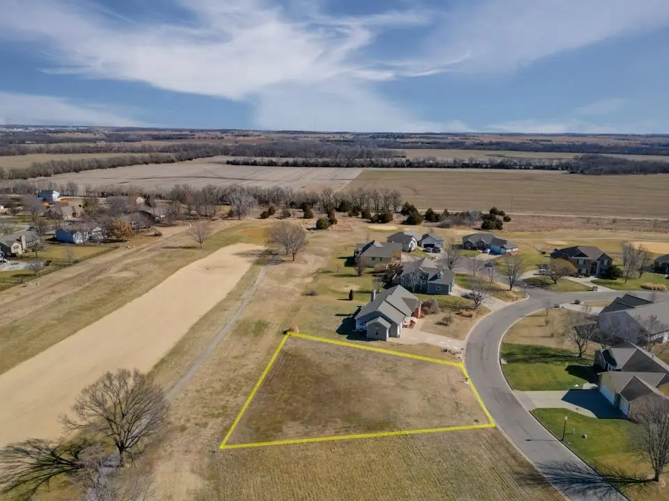 624 Quail Nest Rd, Winfield, KS 67156 - #1
